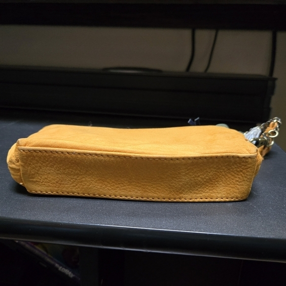 Miss Albright Specialty Burnt Yellow Leather Suede Wristlet Clutch - Picture 5 of 9